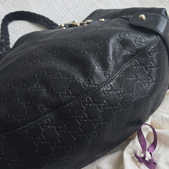 Gucci authentic and leather - Picture 12 of 13